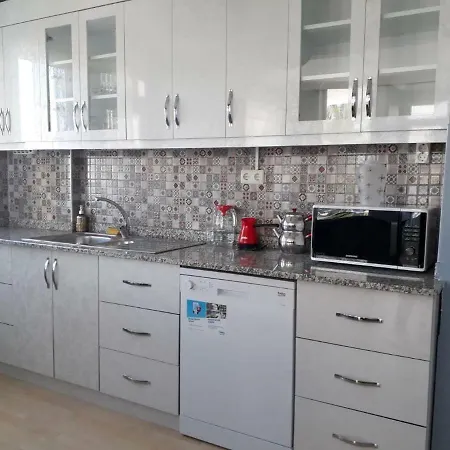 Barbaros Caddesi Apt Алания